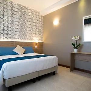 *** Hotel Pacific Italie